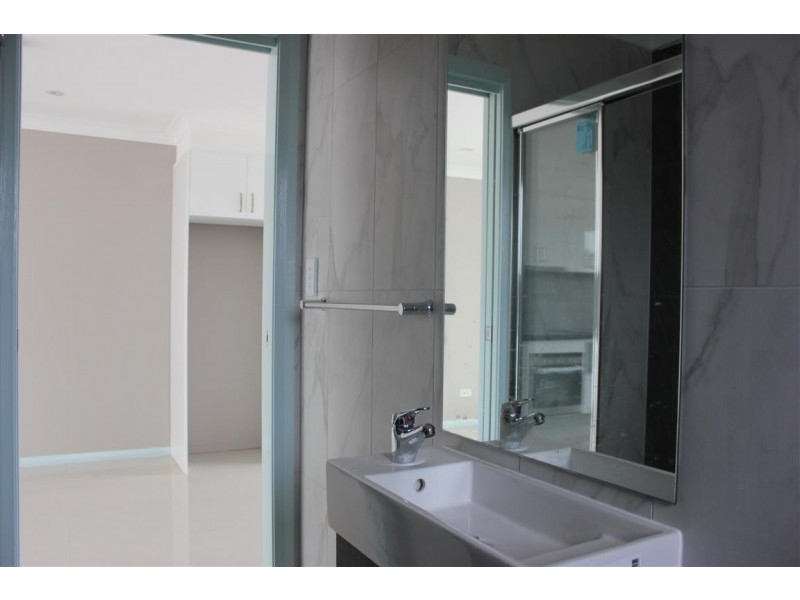 9A MOZART PL, Bonnyrigg Heights NSW 2177