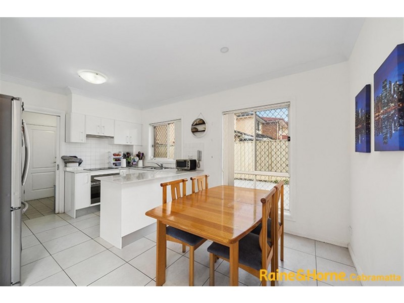 10A FERNGROVE RD, Canley Heights NSW 2166
