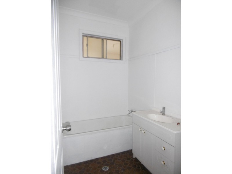 Canley Heights NSW 2166