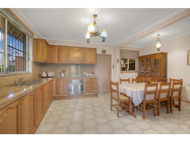 153 Cambridge Street, Canley Heights NSW 2166