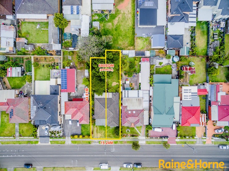 8 Harrington Street, Cabramatta West NSW 2166