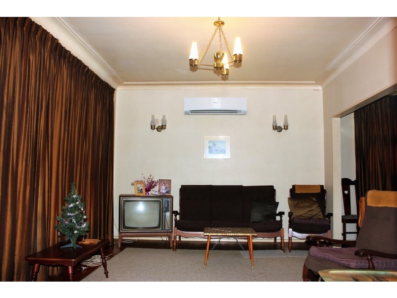 8 Harrington Street, Cabramatta West NSW 2166