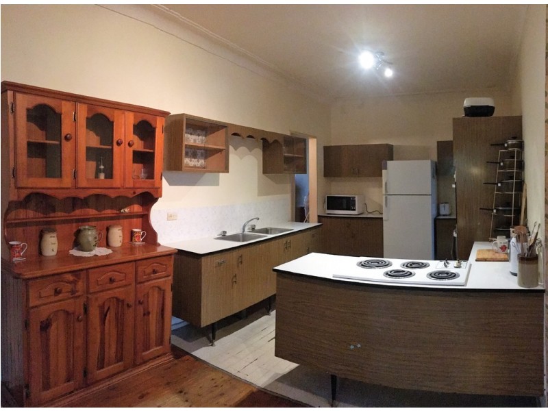 8 Harrington Street, Cabramatta West NSW 2166