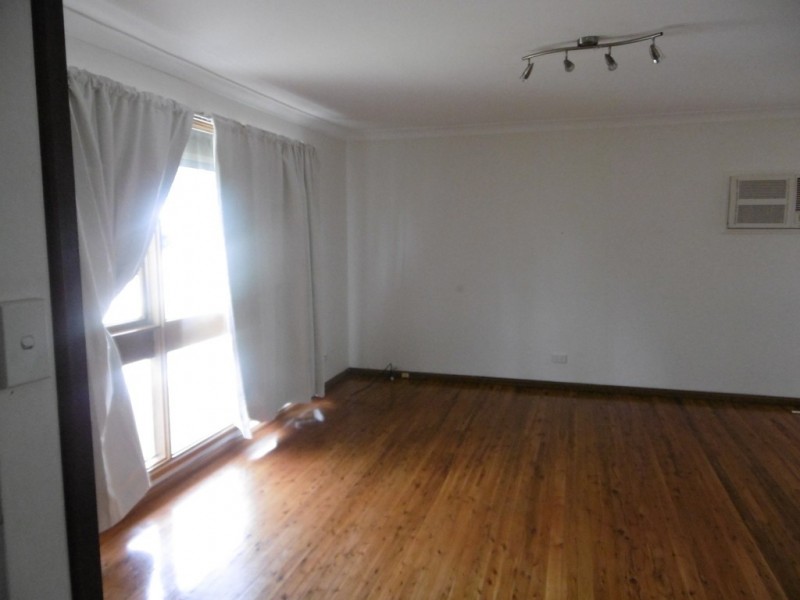 Canley Heights NSW 2166