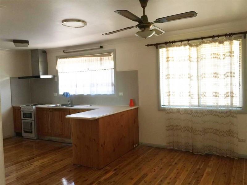 2 Nundle St, Smithfield NSW 2164