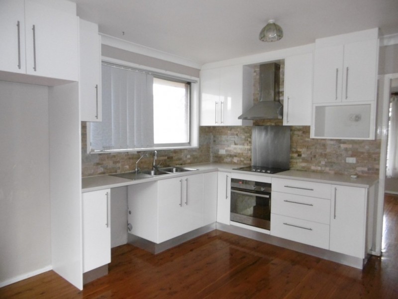 4 SLIM PLACE, Cabramatta NSW 2166