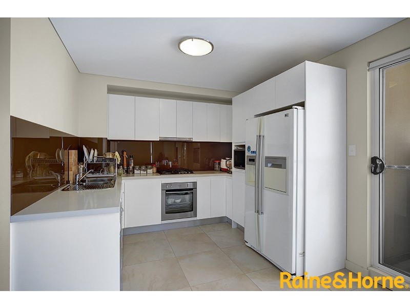 18/41-43 Lachlan Street, Warwick Farm NSW 2170