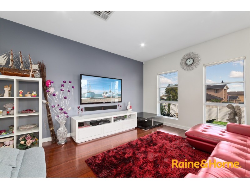 100 The Boulevarde, Fairfield Heights NSW 2165