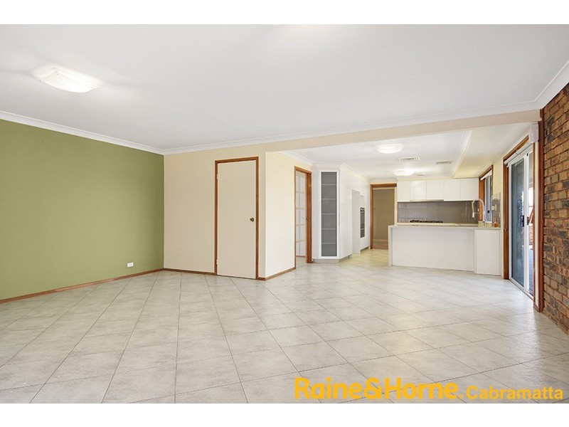 41 Runcorn Street, St Johns Park NSW 2176