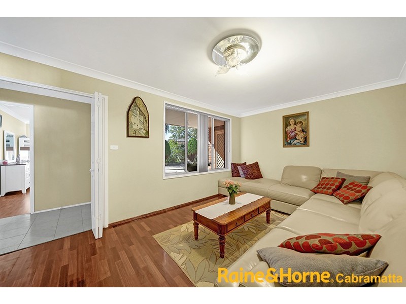 10 Stott Close, Bonnyrigg NSW 2177