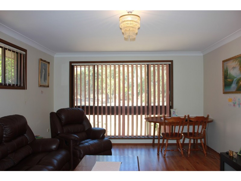 242 Smithfield Road, Fairfield West NSW 2165