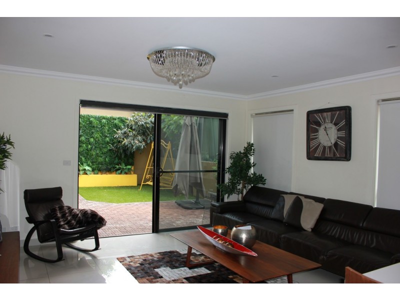 16 O’Shannassy Street, Mount Pritchard NSW 2170