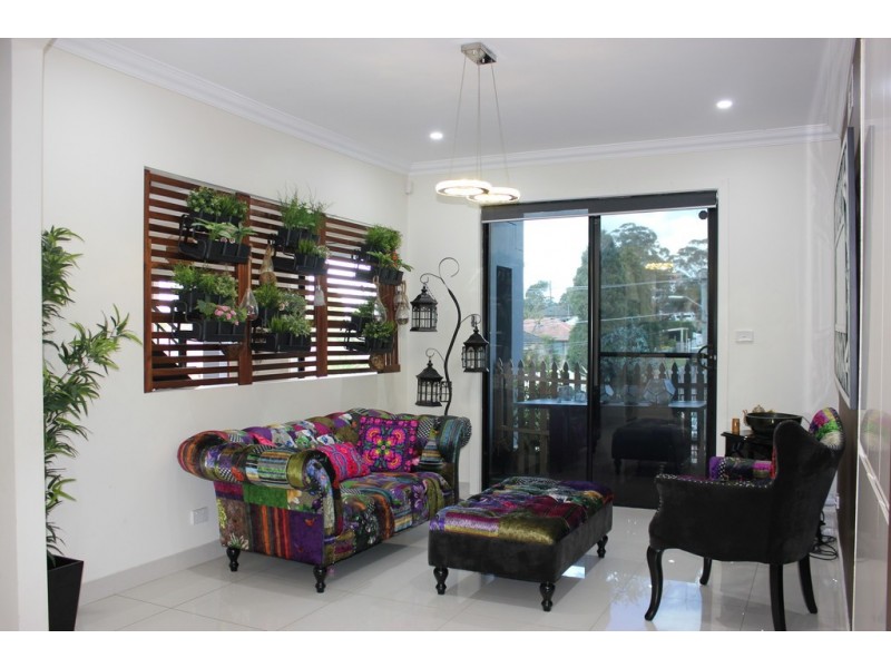 16 O’Shannassy Street, Mount Pritchard NSW 2170