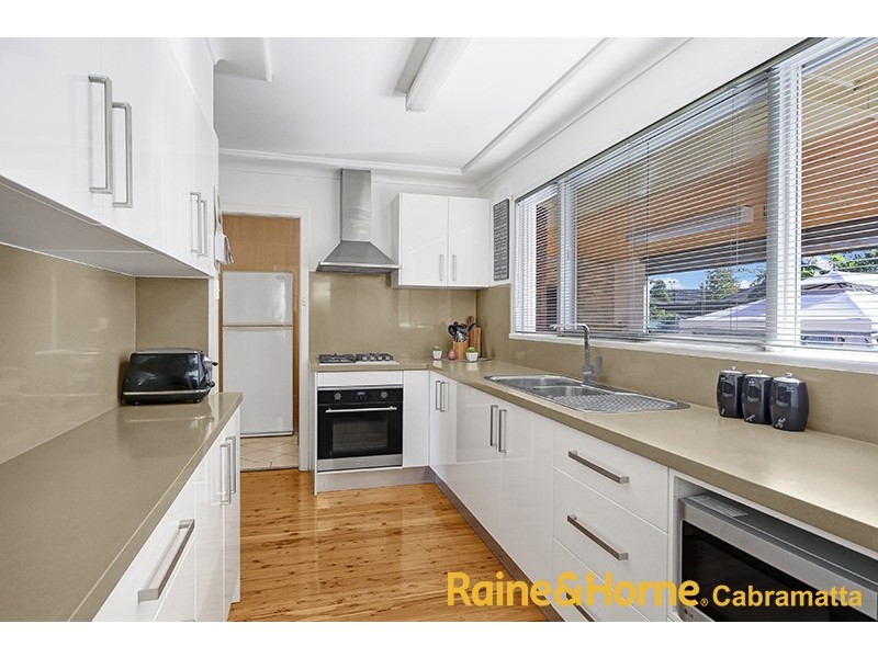 14 Huntingdale Avenue, Lansvale NSW 2166