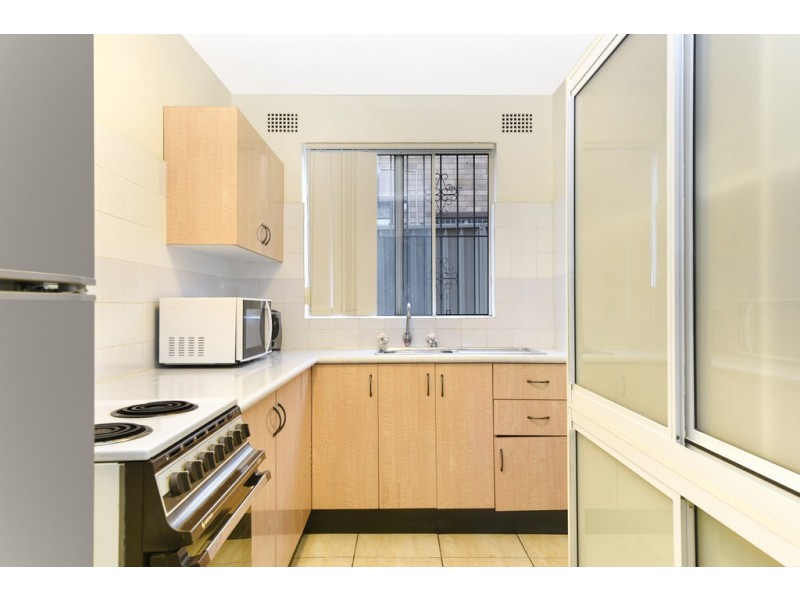 2/79 Hughes Street, Cabramatta NSW 2166