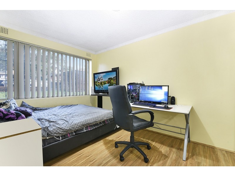 2/79 Hughes Street, Cabramatta NSW 2166