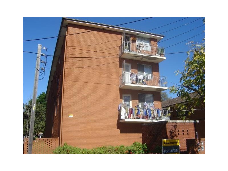 1/144 LONGFIELD ST, Cabramatta NSW 2166