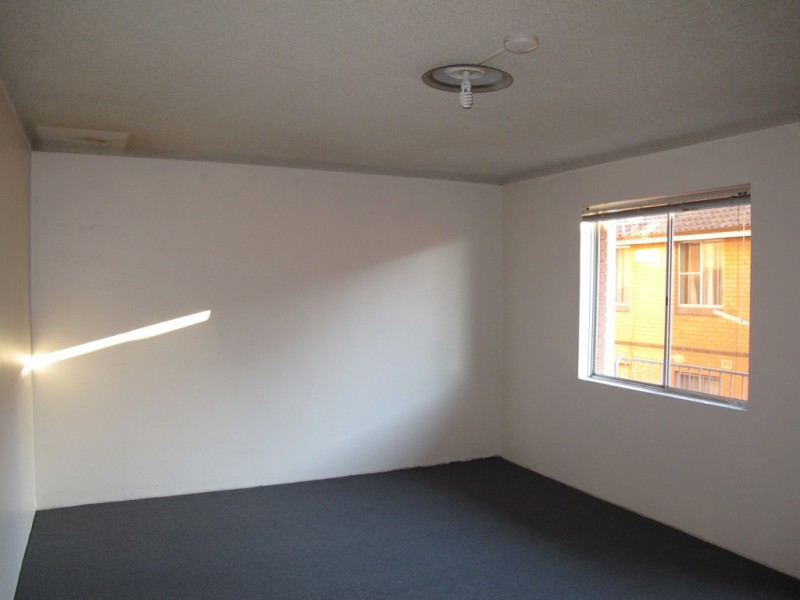 1/144 LONGFIELD ST, Cabramatta NSW 2166