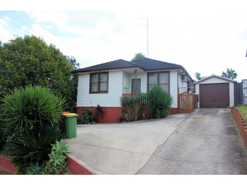 19 Lambert Place, Mount Pritchard NSW 2170