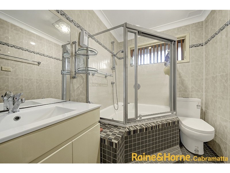 28 Ainslie Street, Fairfield West NSW 2165