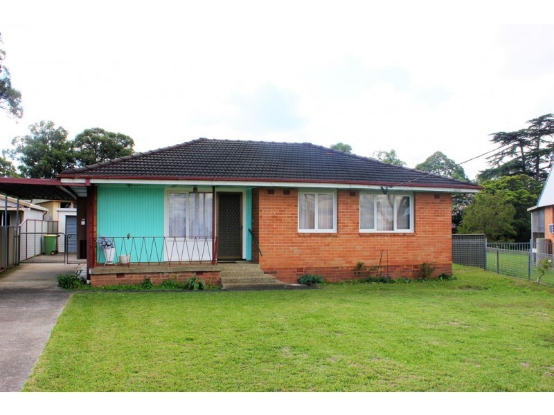 31 Hatfield Road, Canley Heights NSW 2166