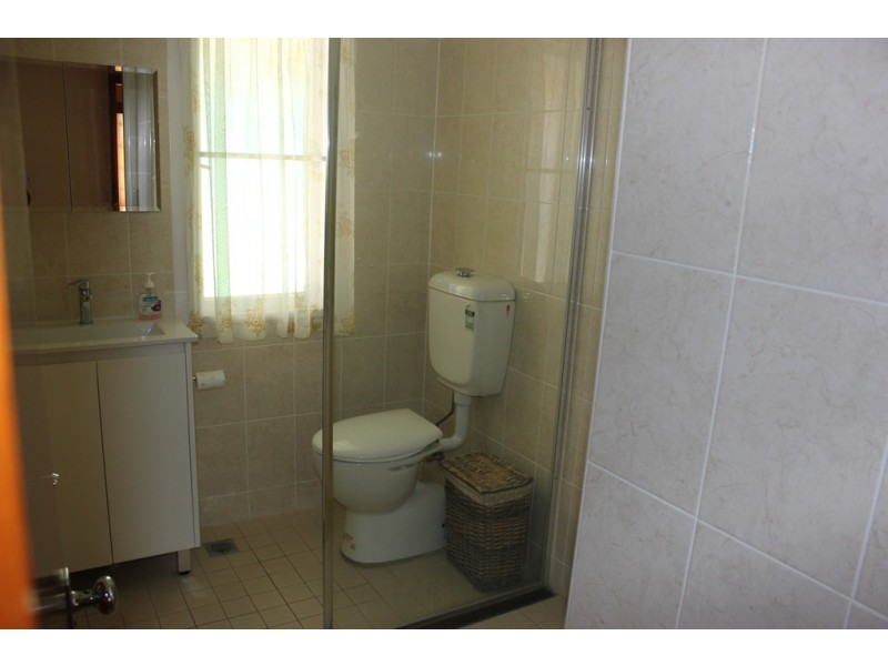 31 Hatfield Road, Canley Heights NSW 2166