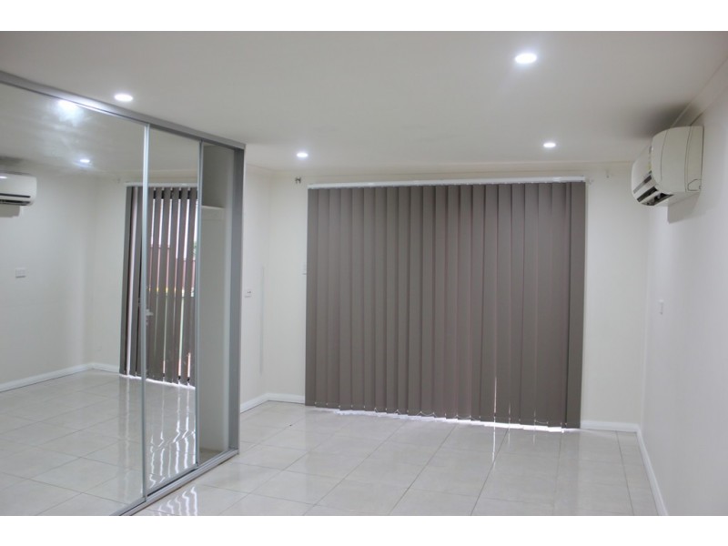 39 Tuncoee rd, Villawood NSW 2163