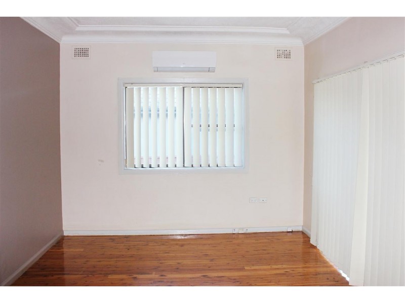 40 BRIAN STREET, Merrylands West NSW 2160