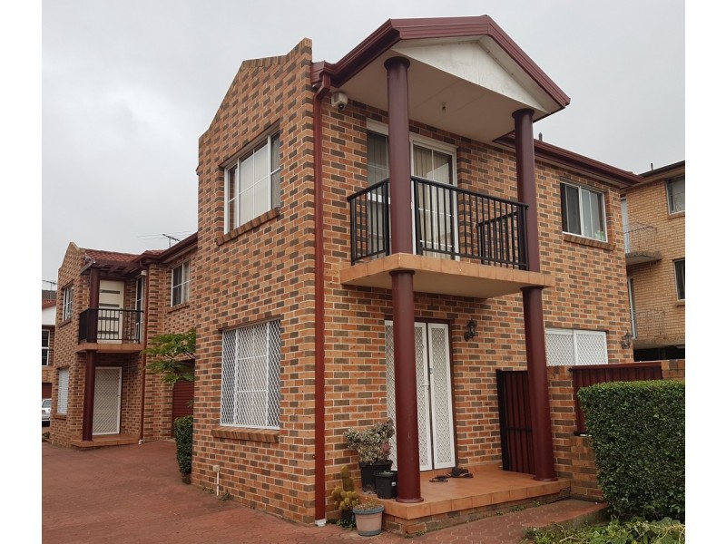 1/11 Bridge Street, Cabramatta NSW 2166