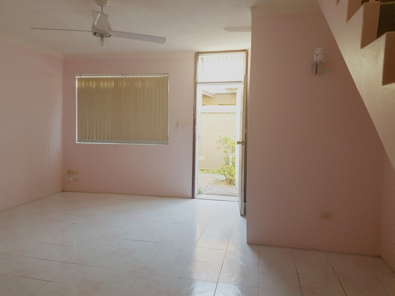 2/17 Pevensey Street, Canley Vale NSW 2166