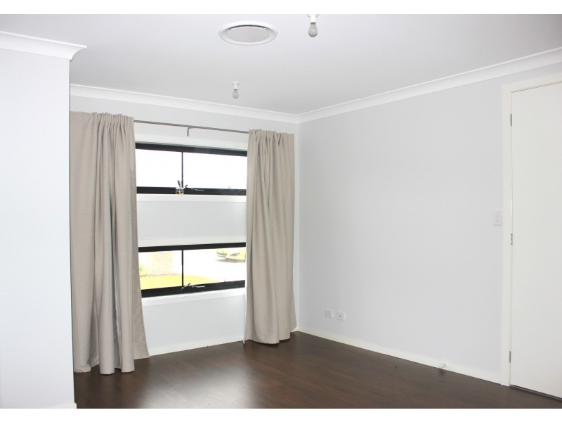 16 Forbes Street, Oran Park NSW 2570