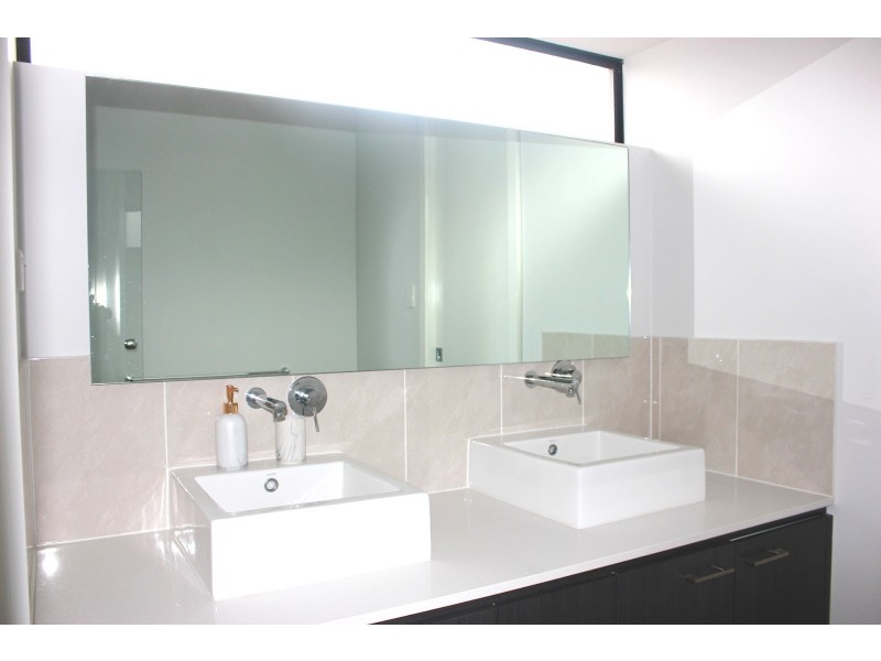 16 Forbes Street, Oran Park NSW 2570