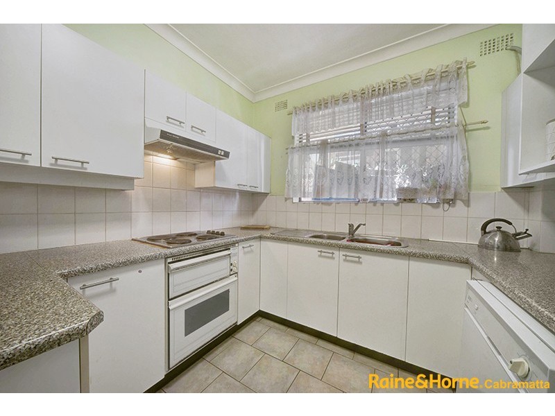 2/136 Lansdowne Road, Canley Vale NSW 2166