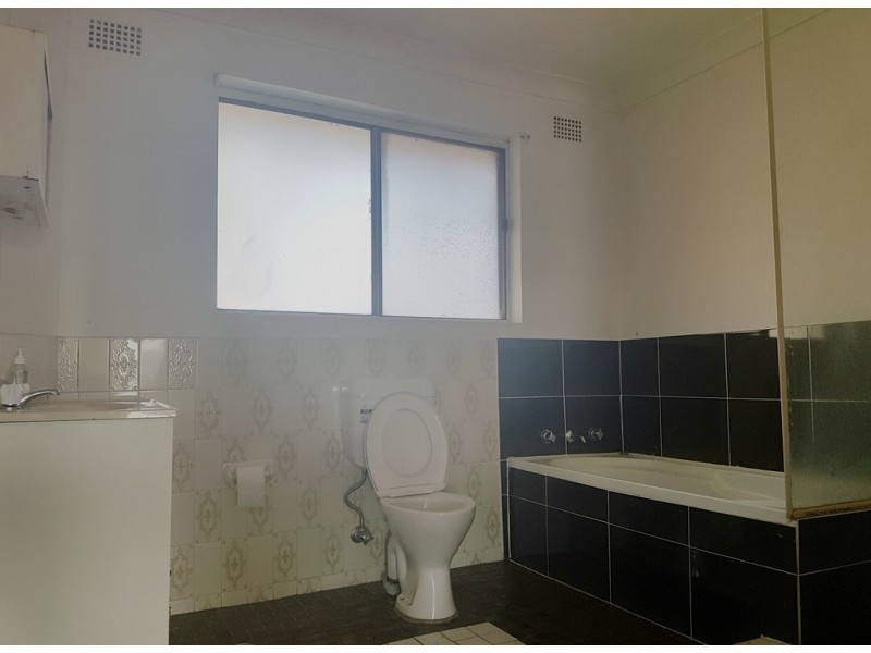 12/20-24 ST JOHNS ROAD, Cabramatta NSW 2166