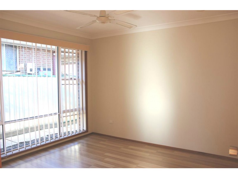 4/8 REDDAL STREET, Campbelltown NSW 2560