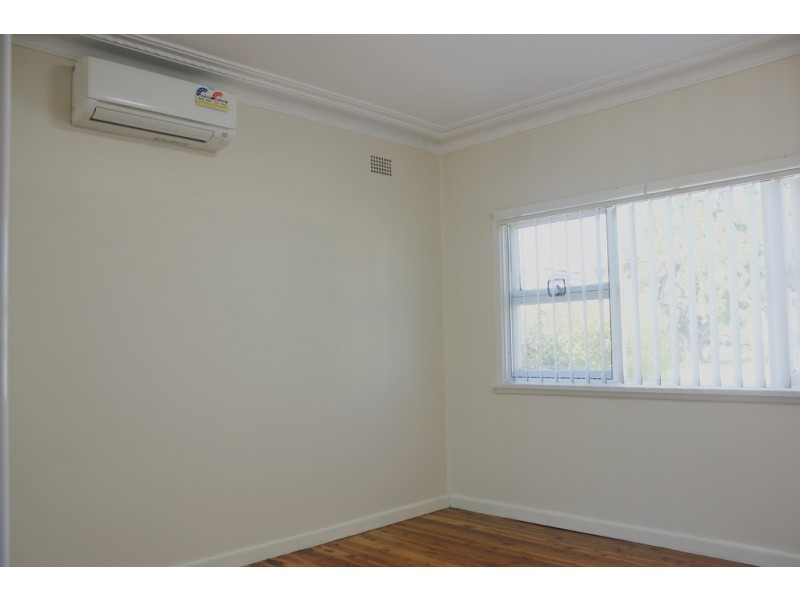 97A Earl St, Canley Heights NSW 2166