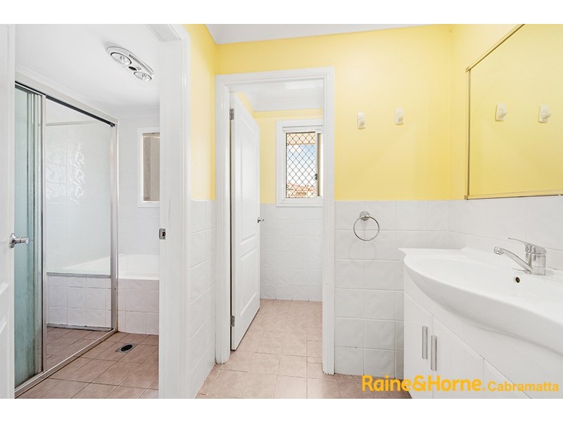 10A Ferngrove Road, Canley Heights NSW 2166