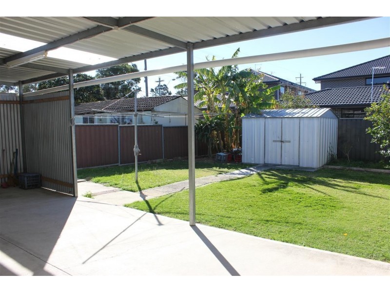27 MCKIBBIN ST, Canley Heights NSW 2166