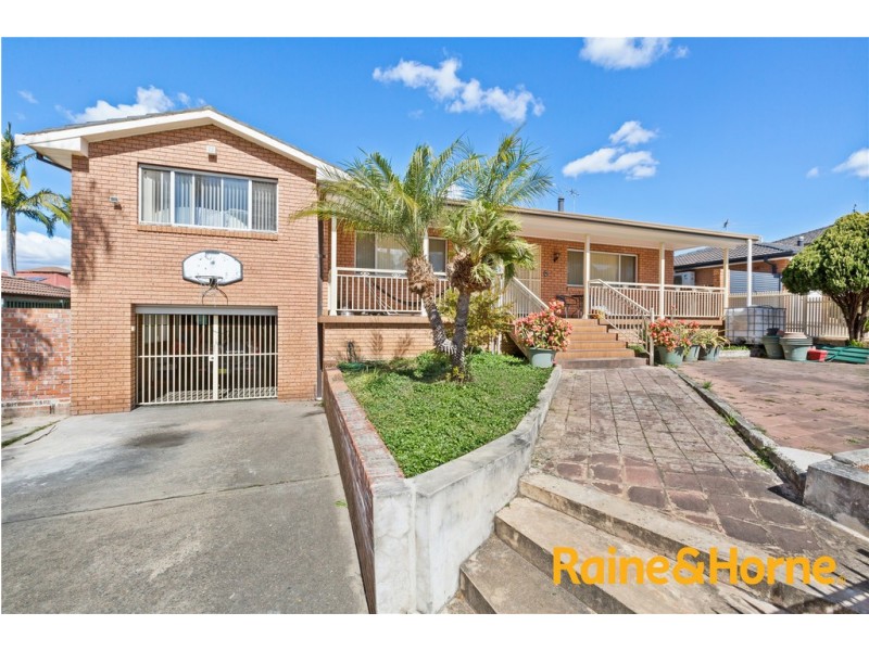 10 Angle Vale Rd, Edensor Park NSW 2176
