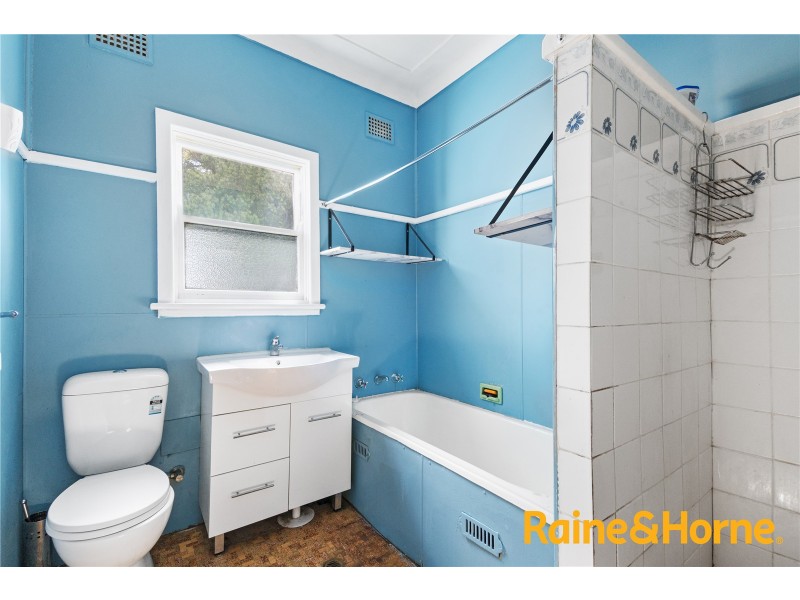 205 John St, Cabramatta NSW 2166