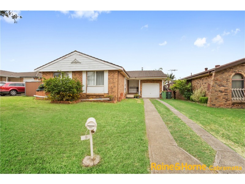 9 Broadmeadow Street, St Johns Park NSW 2176
