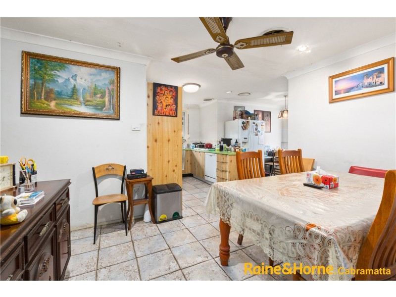 9 Broadmeadow Street, St Johns Park NSW 2176