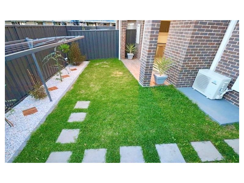 7/24 Brunswick Heads Crescent, Hoxton Park NSW 2171