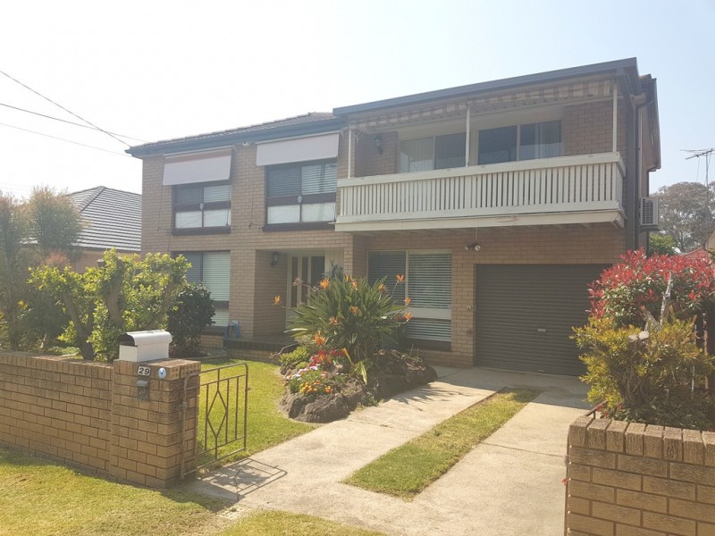 31 Fifth Avenue, Canley Vale NSW 2166