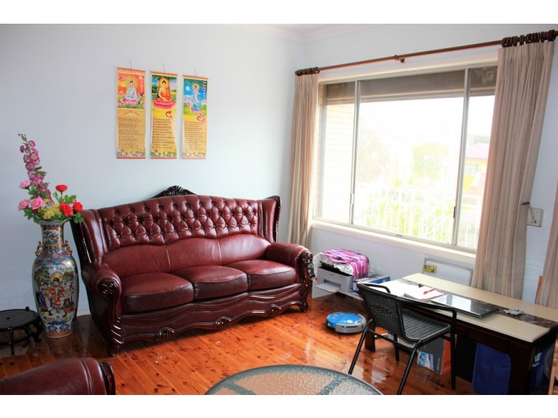 176 Gladstone Street, Cabramatta NSW 2166