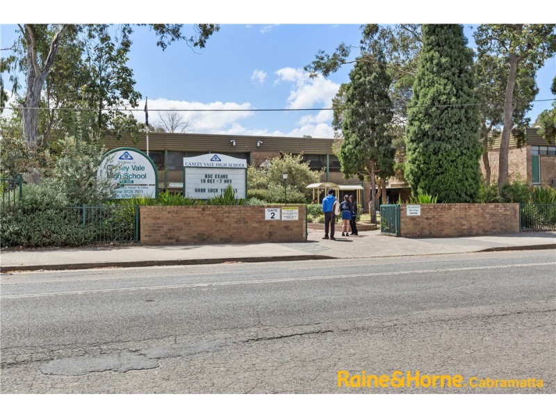 33 Fifth Avenue, Canley Vale NSW 2166