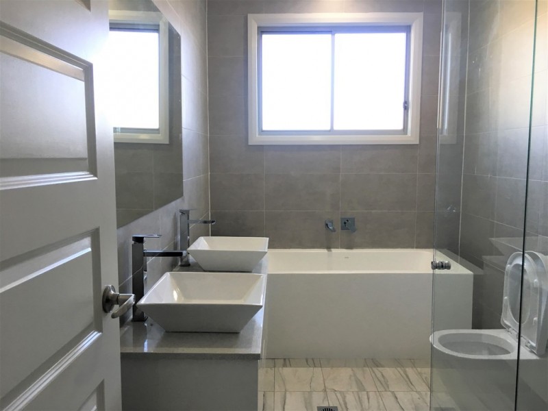 36 HARRINGTON STREET, Cabramatta West NSW 2166