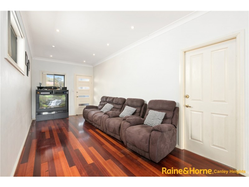 6A Senior St, Canley Vale NSW 2166