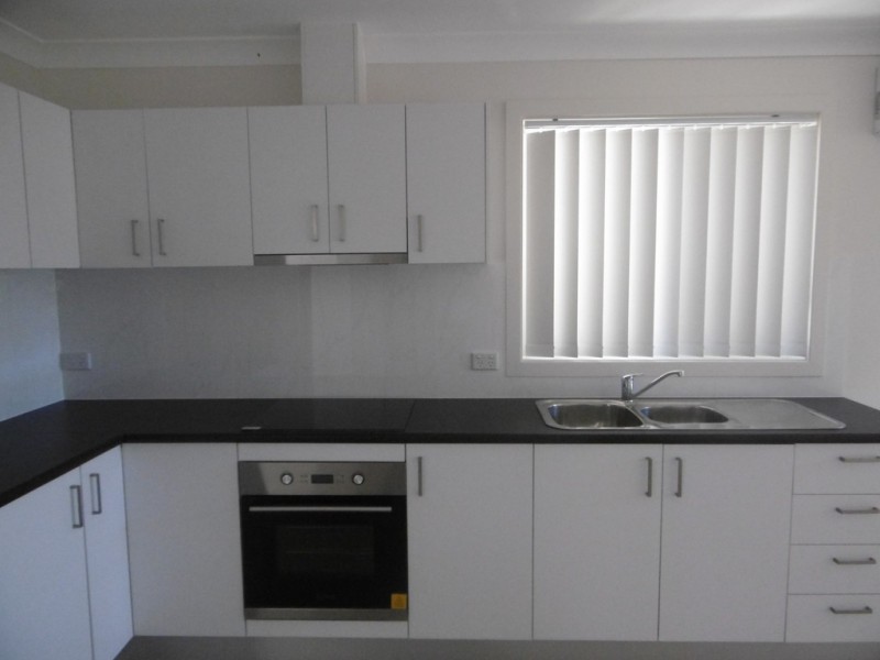 2a SIMS PLACE, St Johns Park NSW 2176