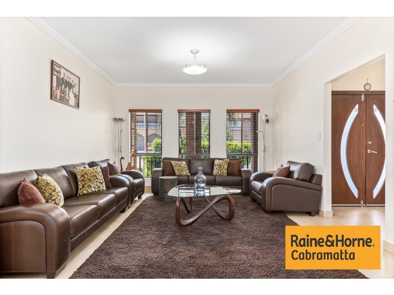 9 WATTS PLACE, Prairiewood NSW 2176